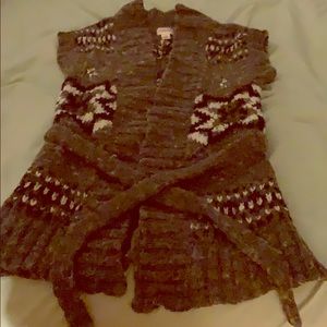 Patterned tie sweater